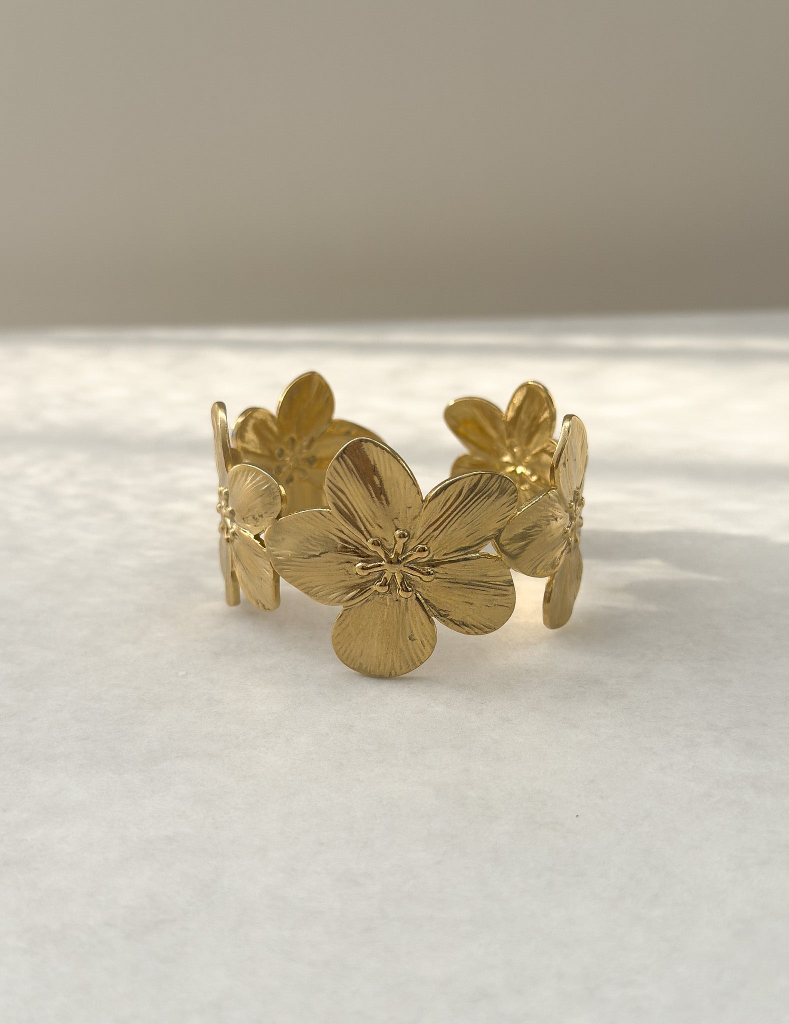 flowercuff5.jpg