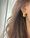  gold jewellery uk  new  new in  waterproof jewellery  gold hoops  large gold hoops  Gold textured hoops  Hoops for everyday  Everyday hoops  Everday gold hoops  chunky hoops  waterdrop  waterdrop earrings  gold water drop earrings  bottega veneta earrings  stud earrings  waterproof earrings